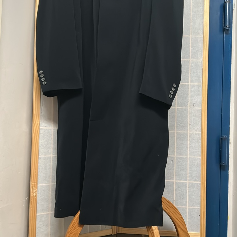 FALCONE MEN OVER COAT
Classic Black Button-Up Coat - Picture 5 of 10